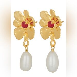 Mondo Mondo Flower Pearl Drop Earrings